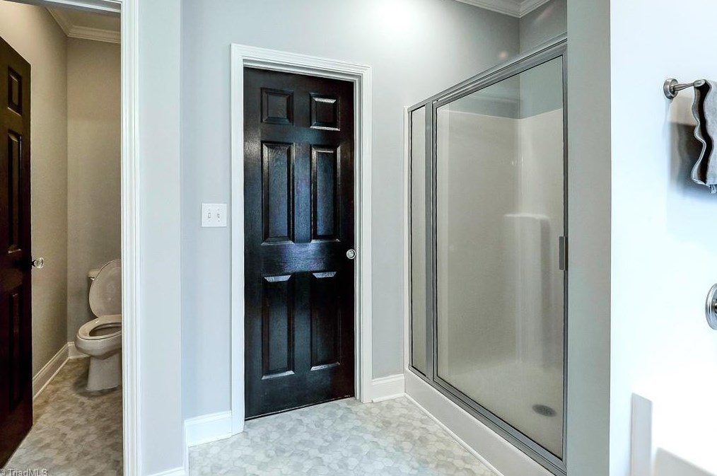 220 Drake Ln, Lexington NC  27295-9833 exterior