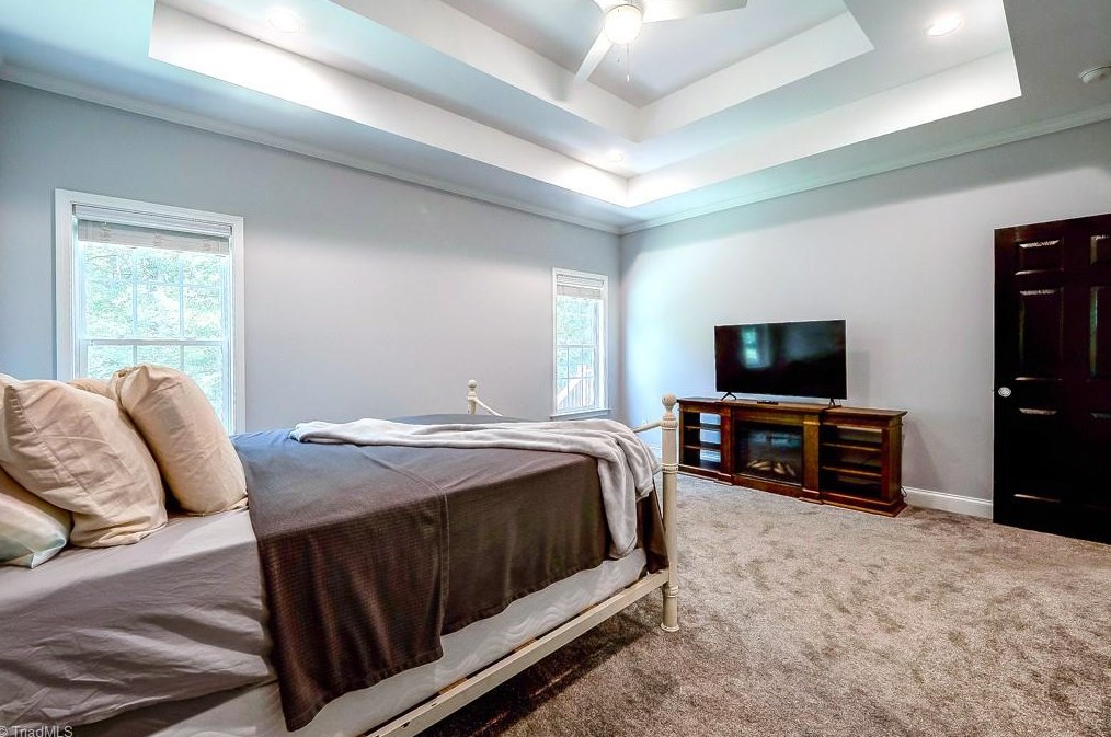 220 Drake Ln, Lexington NC  27295-9833 exterior