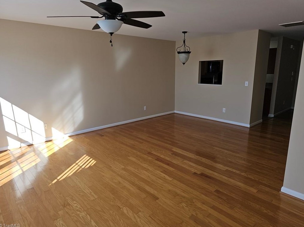 461 Dunwood Dr, High Point NC  27265-2647 exterior