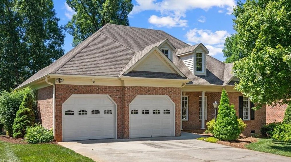 5801 Stanley Farm Ct, Kernersville NC  27284-2191 exterior
