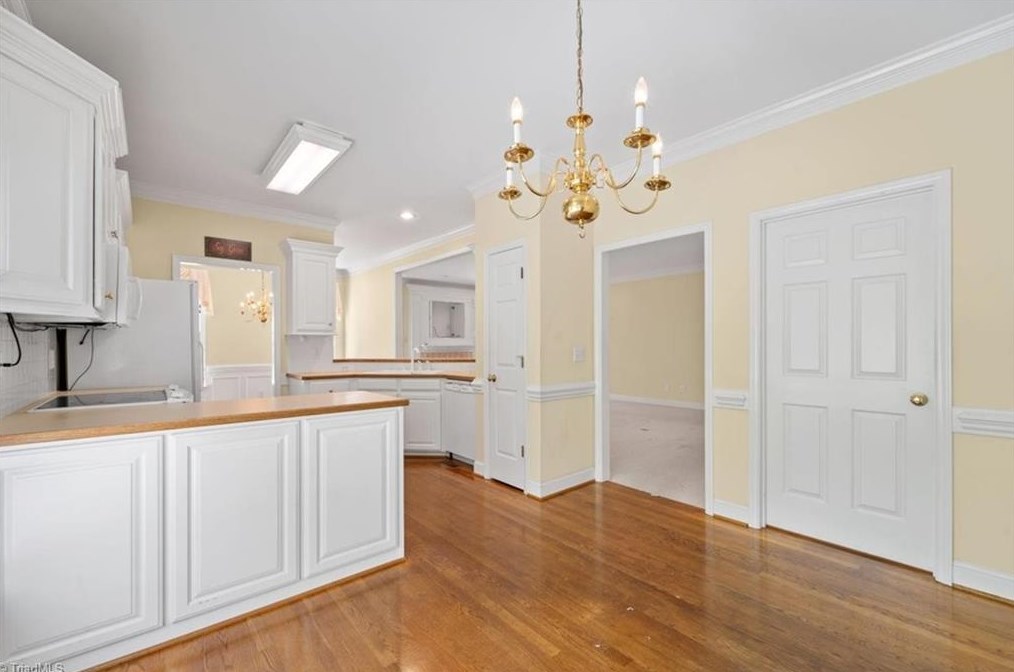 5801 Stanley Farm Ct, Kernersville NC  27284-2191 exterior