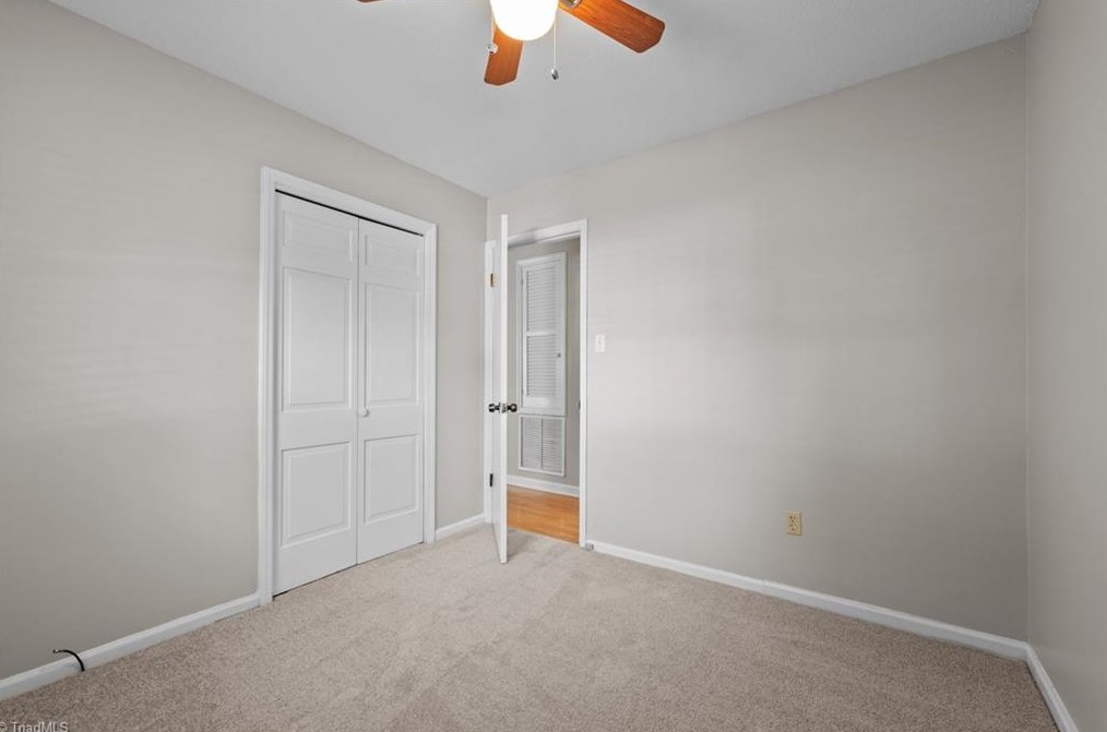 1318 Elder Way, Burlington NC 27215-6580 exterior