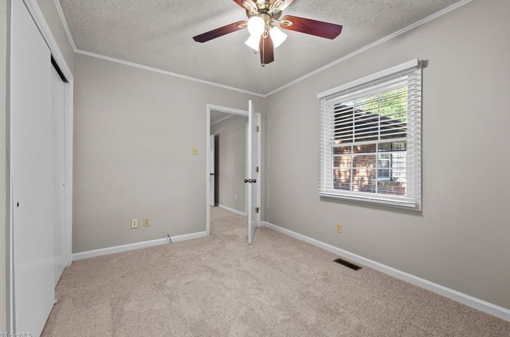 1318 Elder Way, Burlington NC 27215-6580 exterior