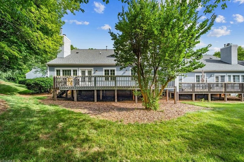 5 Sommerton Ct, Greensboro NC 27408-3847 exterior