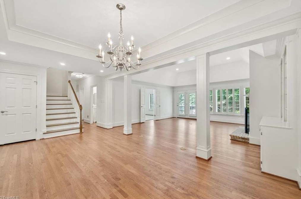 5 Sommerton Ct, Greensboro NC 27408-3847 exterior