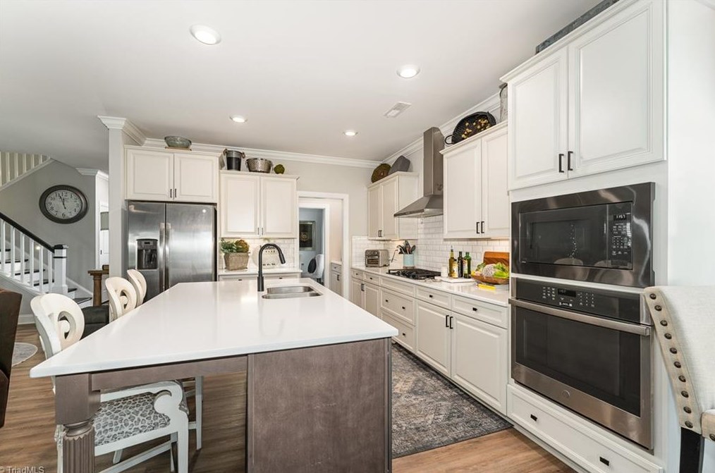 3511 Crimson Wood Dr, Greensboro NC  27410 exterior