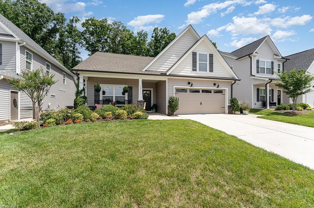 3511 Crimson Wood Dr, Greensboro NC  27410 exterior