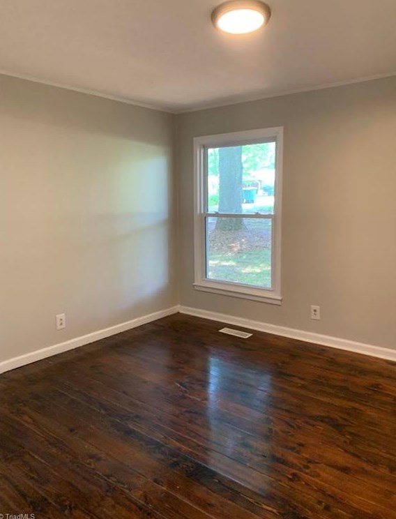 4720 Plata Dr, Winston Salem NC  27101-2234 exterior