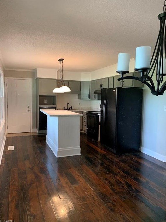 4720 Plata Dr, Winston Salem NC  27101-2234 exterior