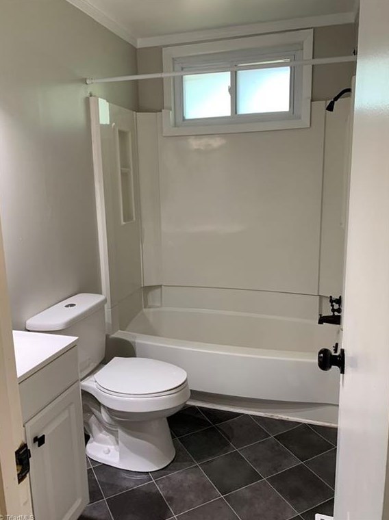 4720 Plata Dr, Winston Salem NC  27101-2234 exterior