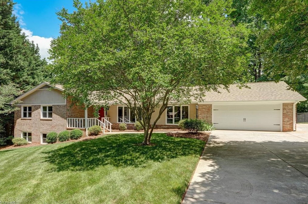 3908 Sagamore Dr, Greensboro NC  27410-9182 exterior