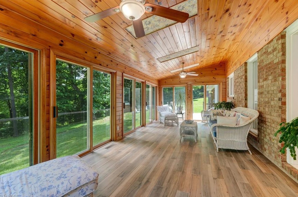 3908 Sagamore Dr, Greensboro NC  27410-9182 exterior