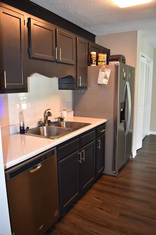 5205 Holly Rdg Rd, Greensboro NC  27455-1507 exterior