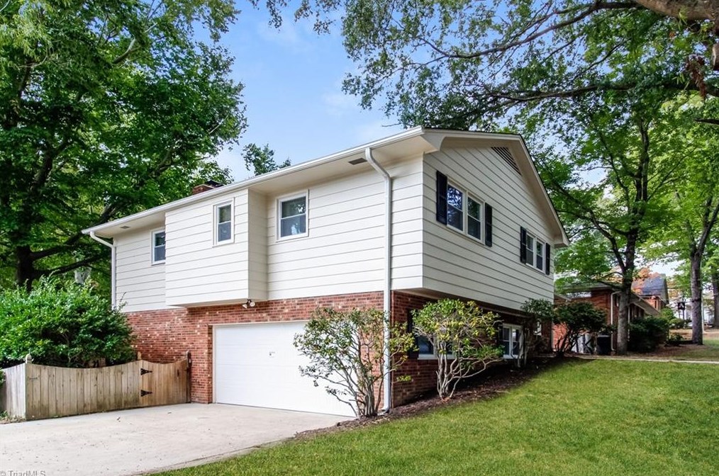 501 Florham Dr, High Point NC 27262-4640 exterior