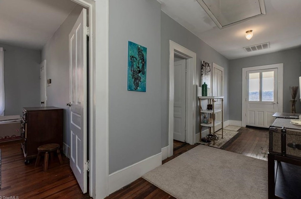 312 D St, North Wilkesboro NC  28659-4141 exterior