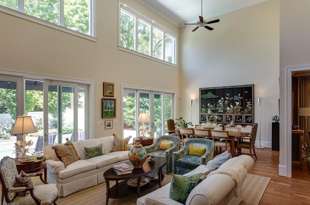 1811 Dalton Rd, Greensboro NC 27408-5825 exterior