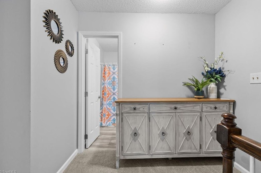 7 Riv Chase Ct, Greensboro NC  27407-6112 exterior