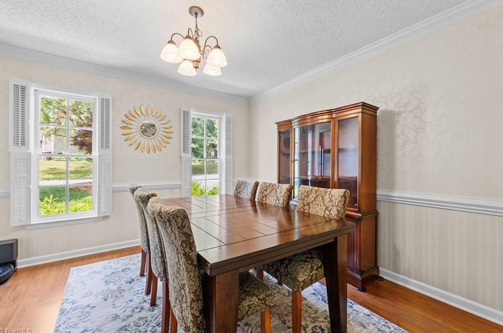 7 Riv Chase Ct, Greensboro NC  27407-6112 exterior