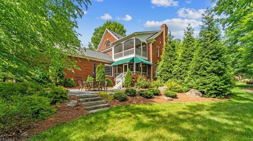 1328 Georgetown Ct, High Point NC  27262-7448 exterior