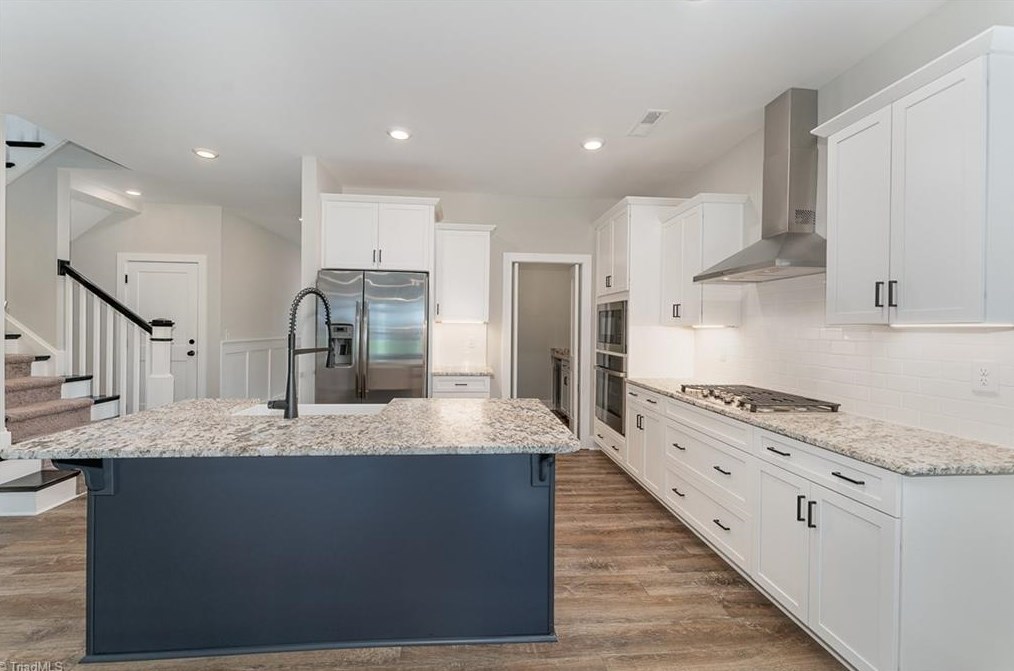 3509 Crimson Wood Dr, Greensboro NC  27410-9144 exterior