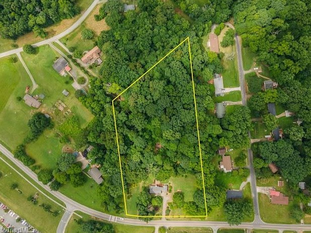 3506 Lee St, Greensboro NC  27406-9489 exterior