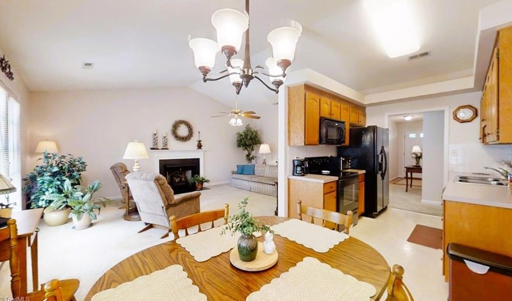 1765 Springfield Farm Ct, Clemmons NC 27012-7422 exterior