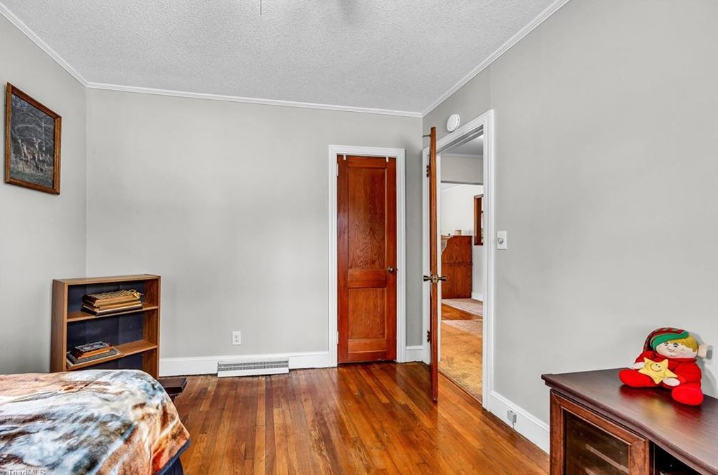 1006 Cliff Rd, Asheboro NC  27203-6904 exterior