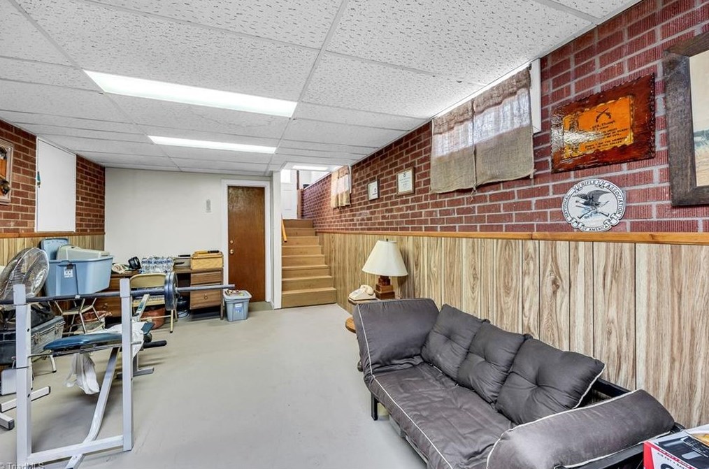 1006 Cliff Rd, Asheboro NC  27203-6904 exterior