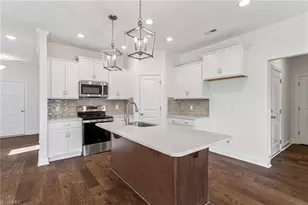 1675 Ashmead Ln, Clemmons, NC 27012 - Photo 3