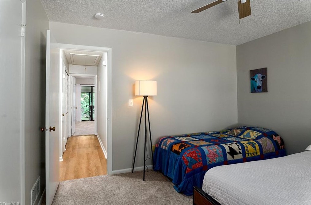 311 Lamplighter Cir, Winston Salem NC  27106-3420 exterior