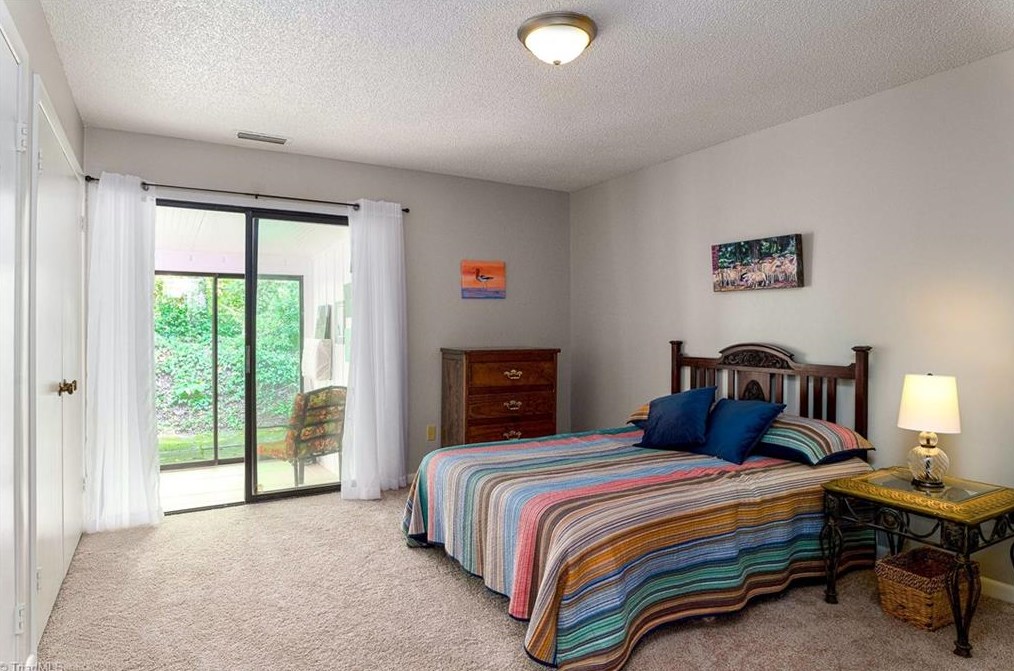 311 Lamplighter Cir, Winston Salem NC  27106-3420 exterior