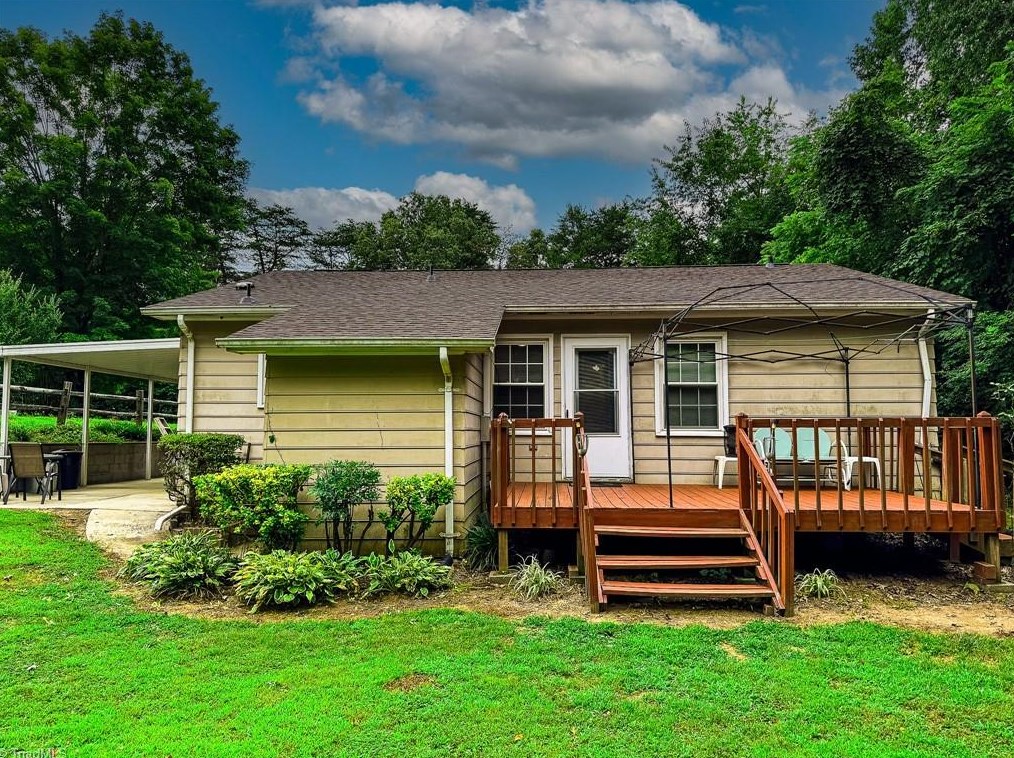 169 City Vw Dr, Mount Airy NC 27030-9341 exterior