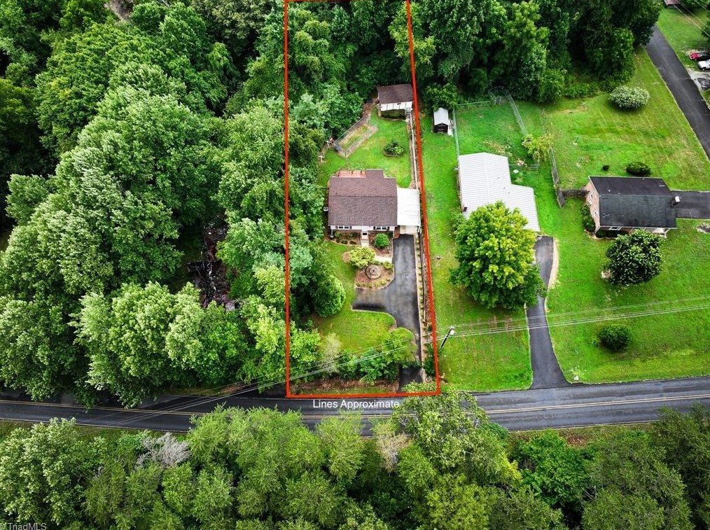 169 City Vw Dr, Mount Airy NC 27030-9341 exterior