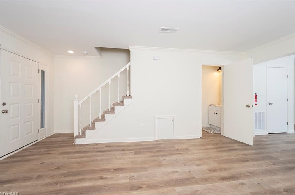 5305 Summit Heights Dr, Winston Salem NC  exterior