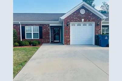 304 Willow Terrace, Archdale, NC 27263 - Photo 1