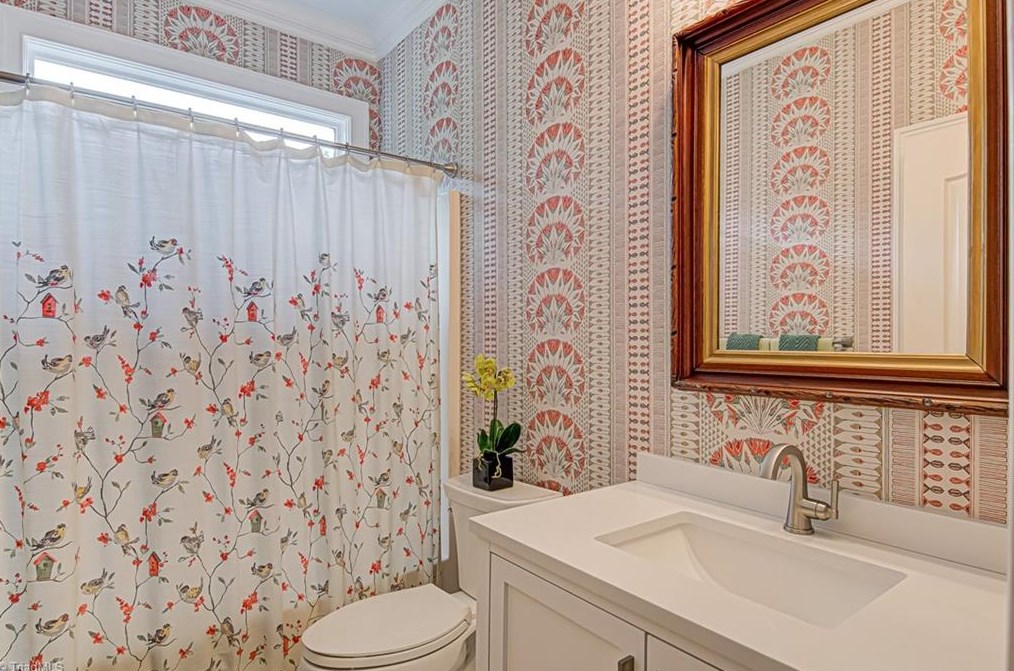 273 Hollin Way, Winston Salem NC  27104-3692 exterior