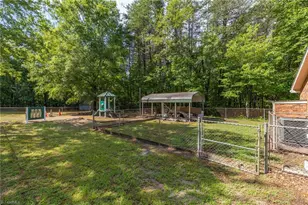 301 W Main St, Stoneville, NC 27048 - Photo 27