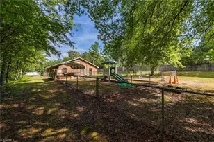 301 W Main St, Stoneville, NC 27048 - Photo 33