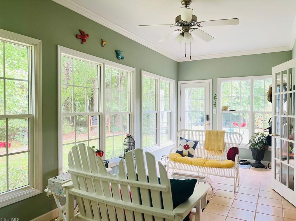 3947 Navy Pl, High Point NC  27265-9443 exterior