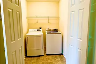 622 Bentley Ln, Burlington, NC 27217 - Photo 7