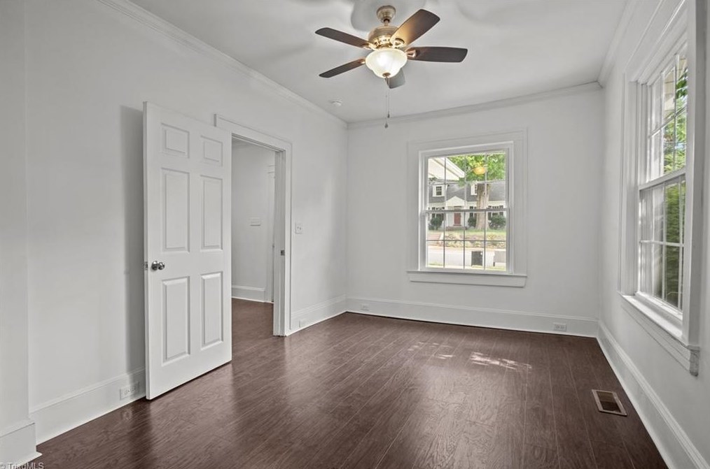 1834 Brantley St, Winston Salem NC  27103-3710 exterior