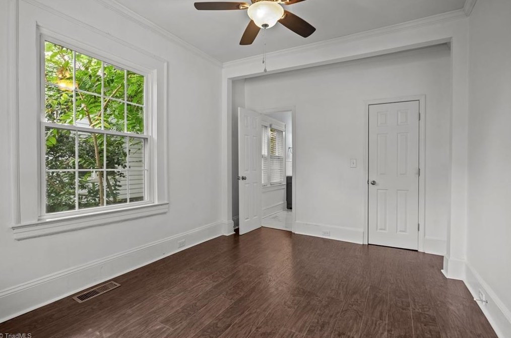 1834 Brantley St, Winston Salem NC  27103-3710 exterior