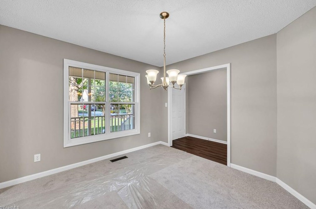 7012 Chaftain Pl, Greensboro NC  27410-8656 exterior