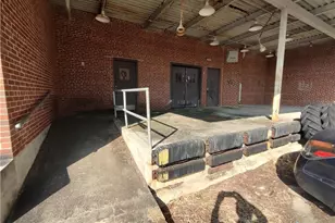 634 Monroe St, Eden, NC 27288 - Photo 3