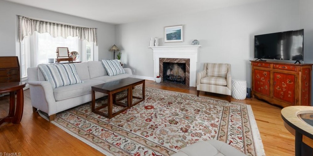 1901 Elm St, Greensboro NC 27401-1511 exterior