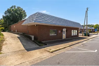 108 Franklin Street, Madison, NC 27025 - Photo 5