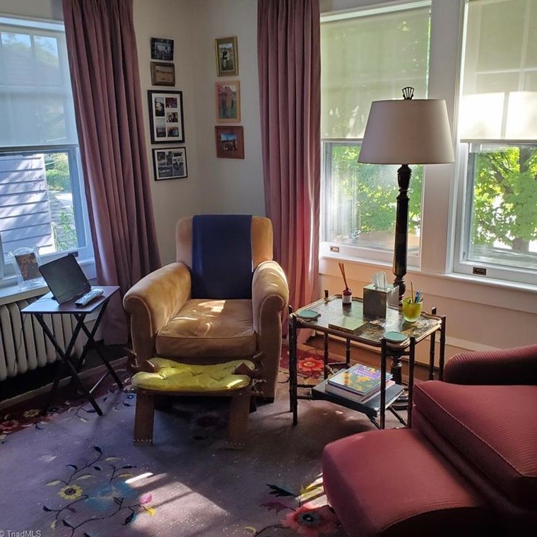 805 Magnolia St, Greensboro NC 27401-1529 exterior