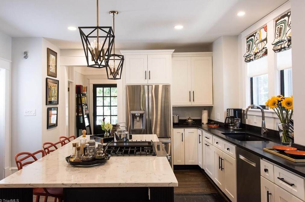 805 Magnolia St, Greensboro NC 27401-1529 exterior