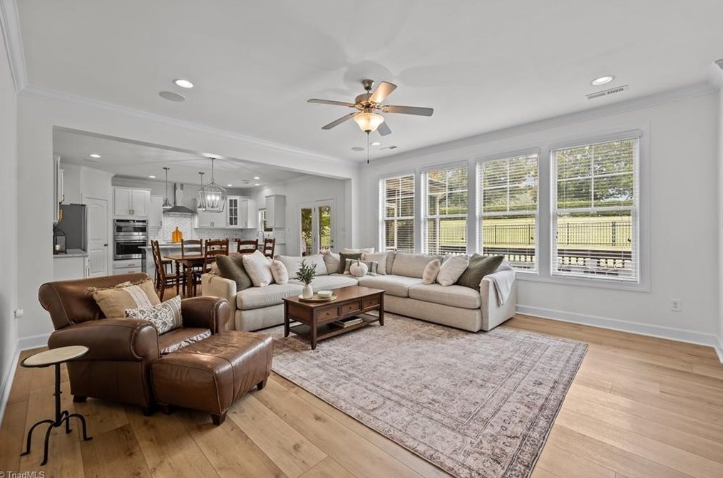 1064 Falkirk Dr, Burlington NC 27215 exterior