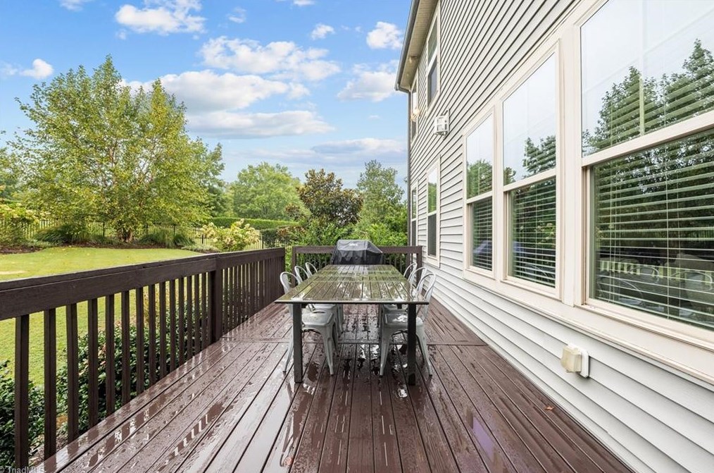 1064 Falkirk Dr, Burlington NC 27215 exterior